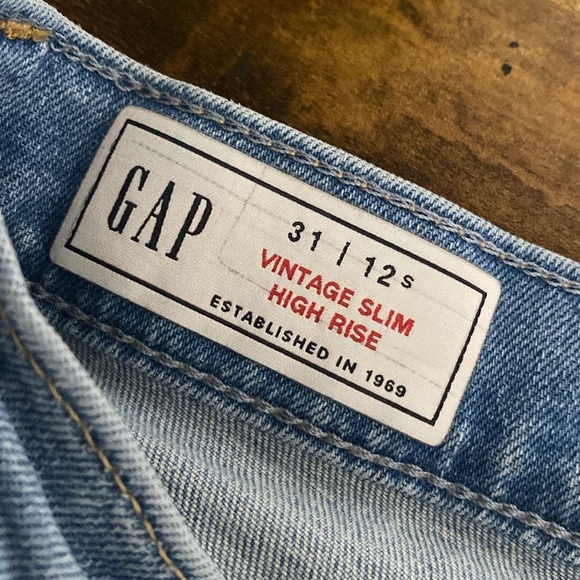 GAP Vintage Slim High Rise jeans size women’s 12 short - Picture 9 of 9